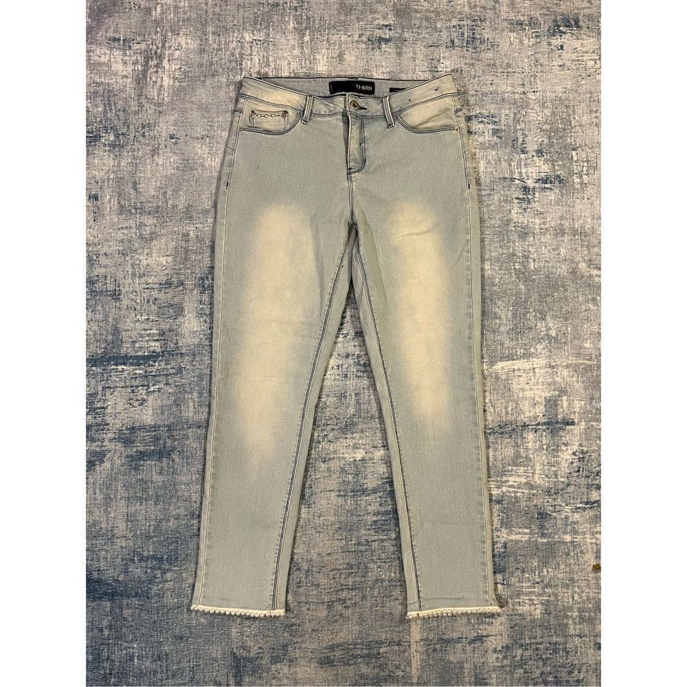 Thorn Universal Pale Wash High Rise Faux Pearl Hem Jeans Size 10